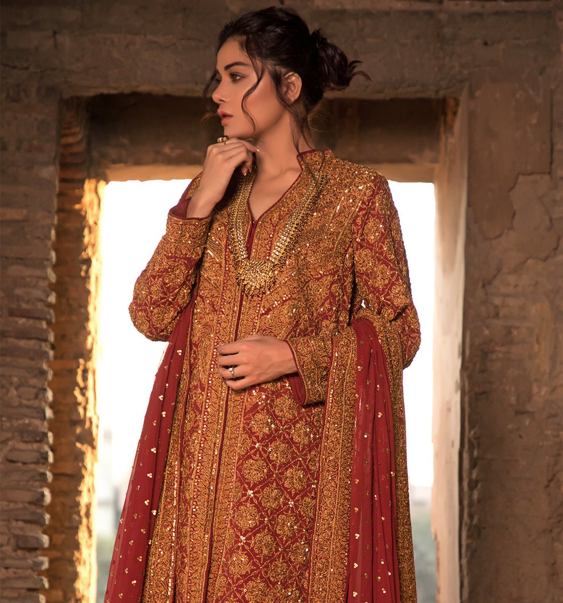 Luxury Wedding Accessories to Elevate Your Bridal Ensemble - Rizwan Beyg Design