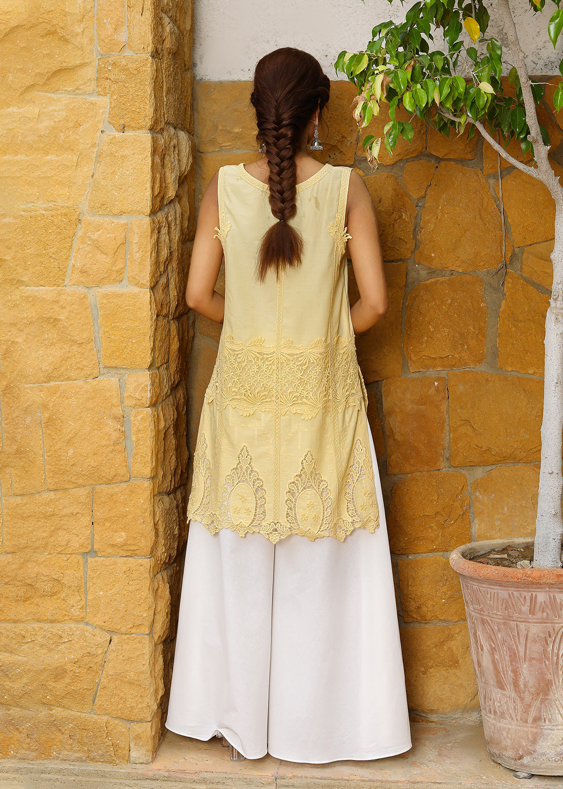 Azka Yellow Sleeveless