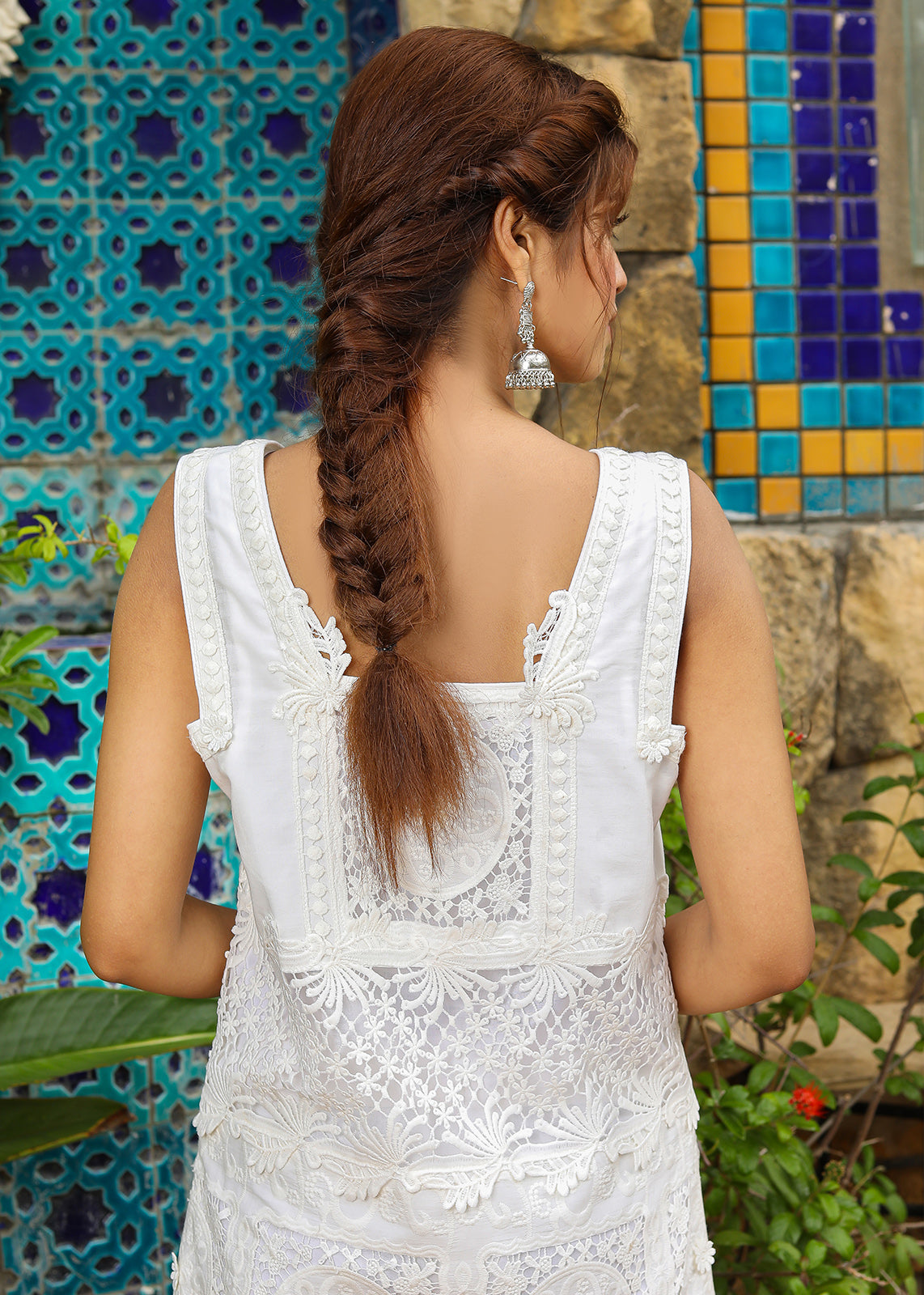 Amira Sleeveless