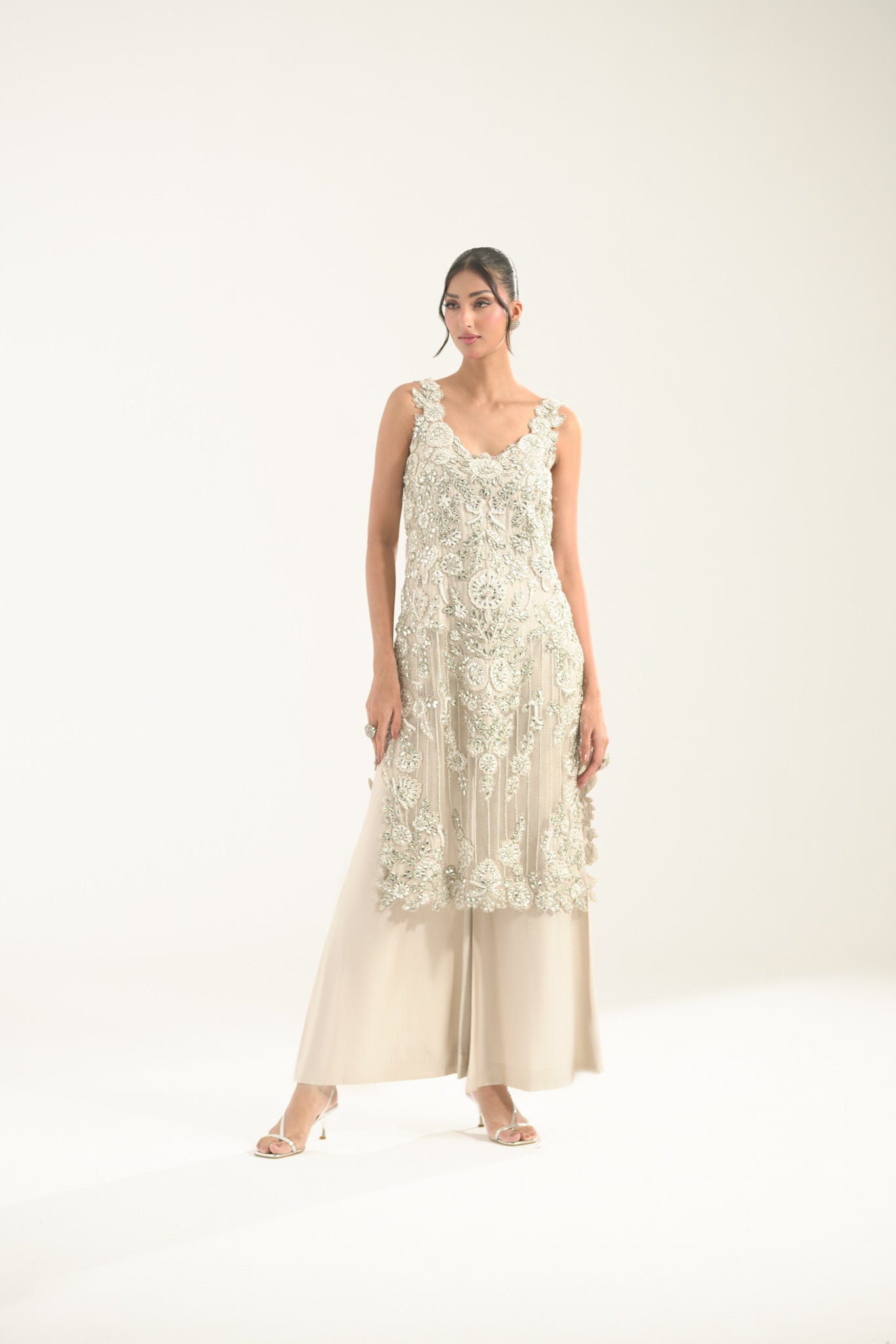 Aarohi - Rizwan Beyg Design