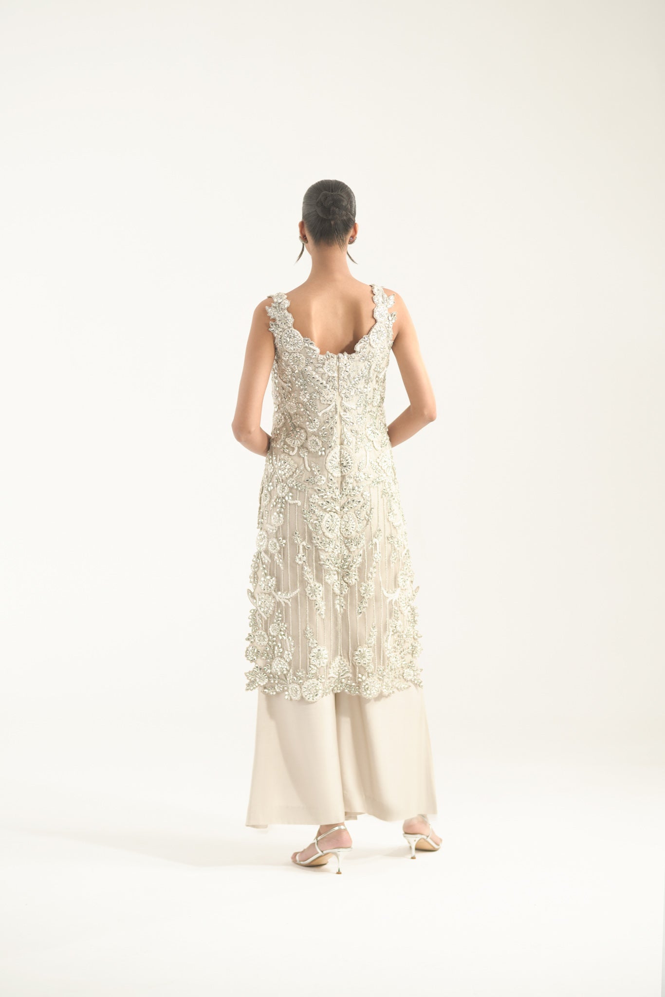 Aarohi - Rizwan Beyg Design