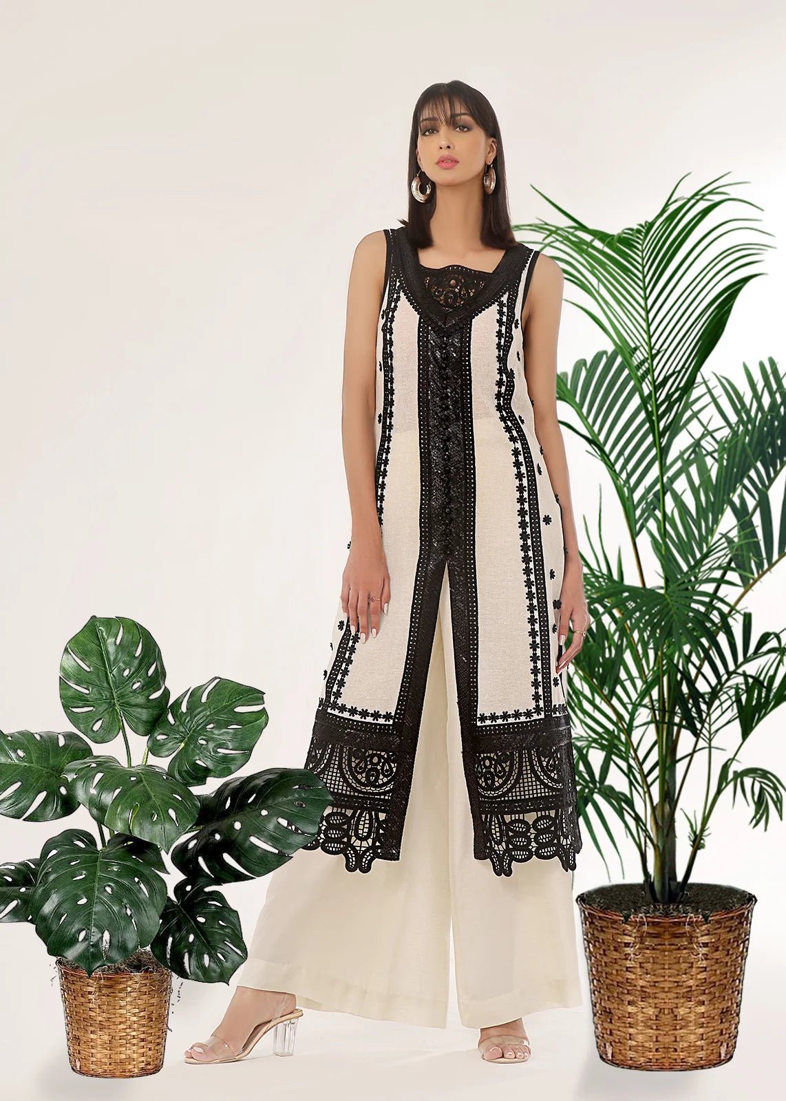 Amal Sleeveless Long Coat - Rizwan Beyg Design
