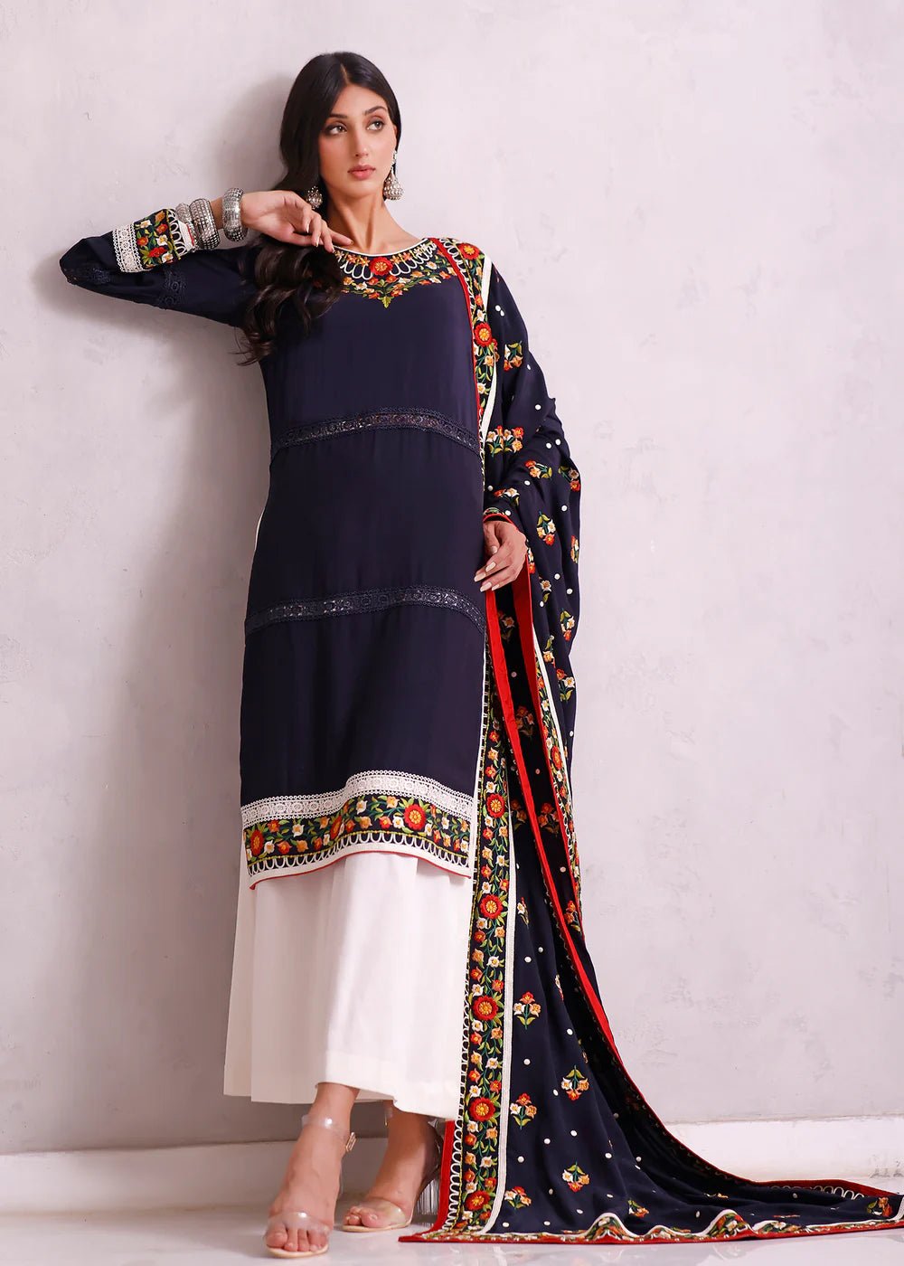 Anushka - Rizwan Beyg Design
