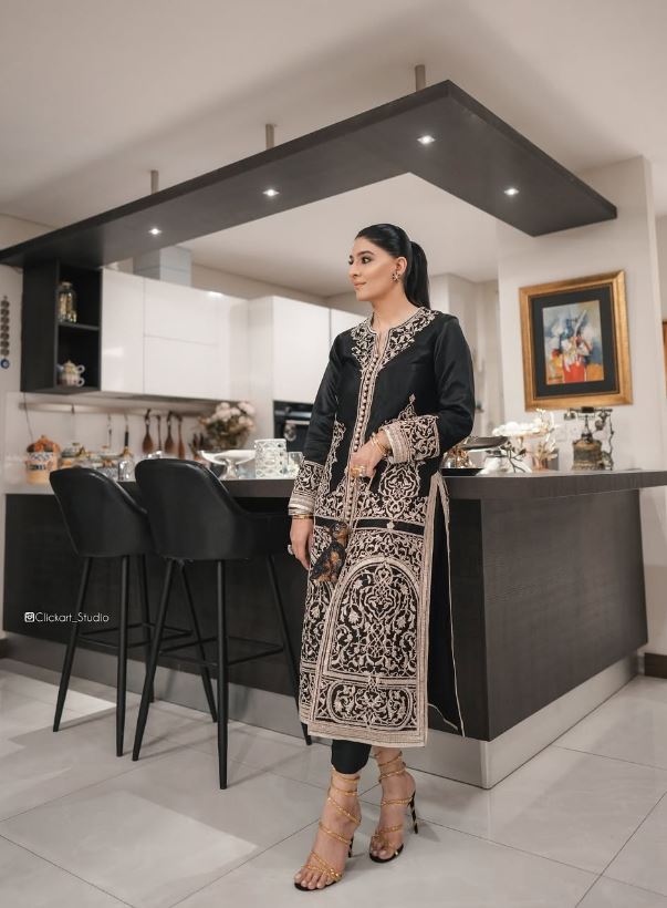 Black Coat - Rizwan Beyg Design