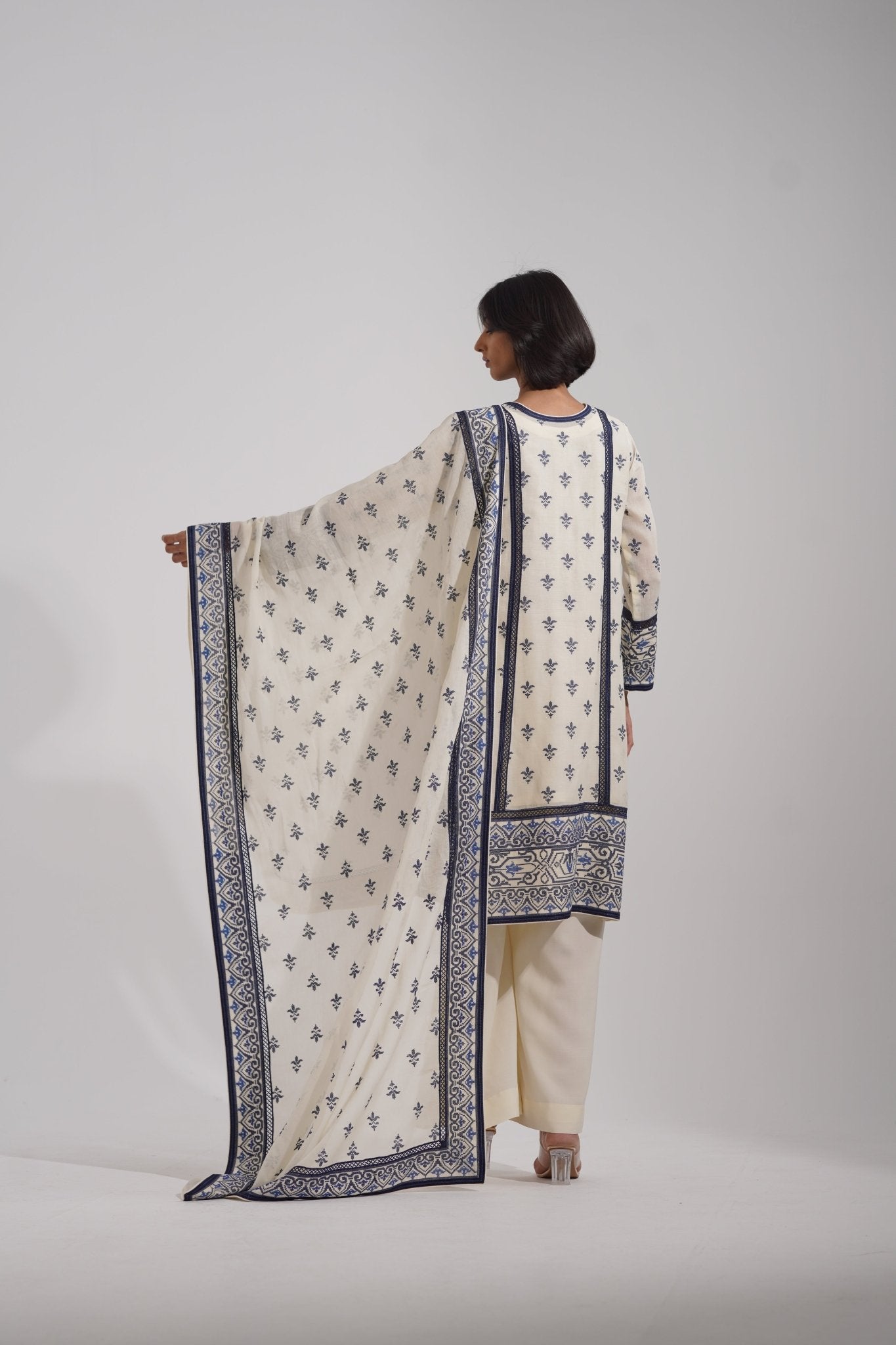 Neelam - Rizwan Beyg Design