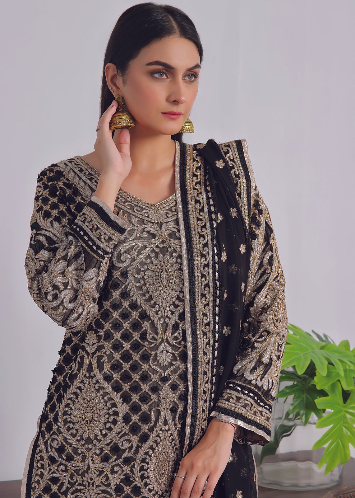 Rhea Black - Rizwan Beyg Design