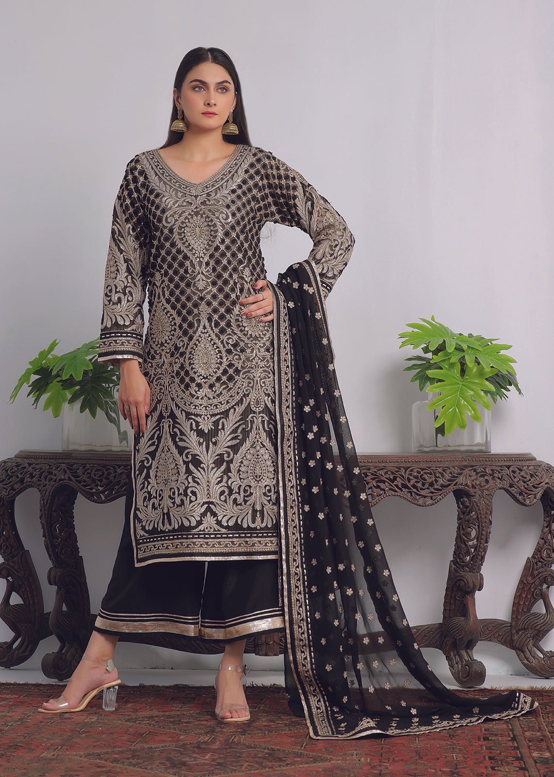 Rhea Black - Rizwan Beyg Design