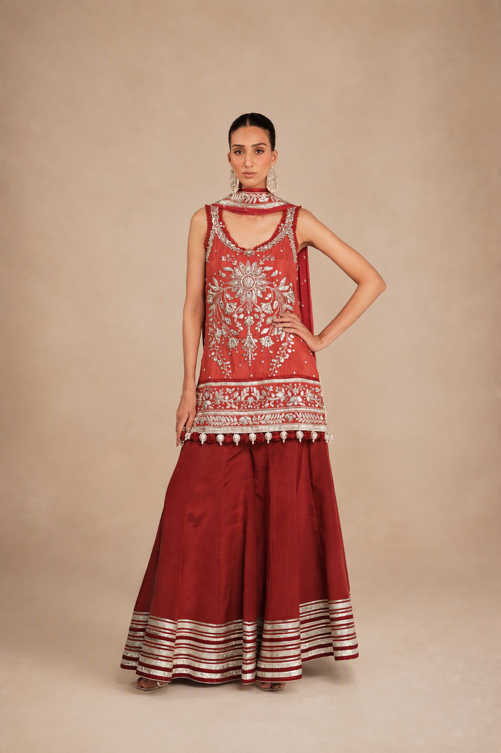 FFE 26 Amira Red