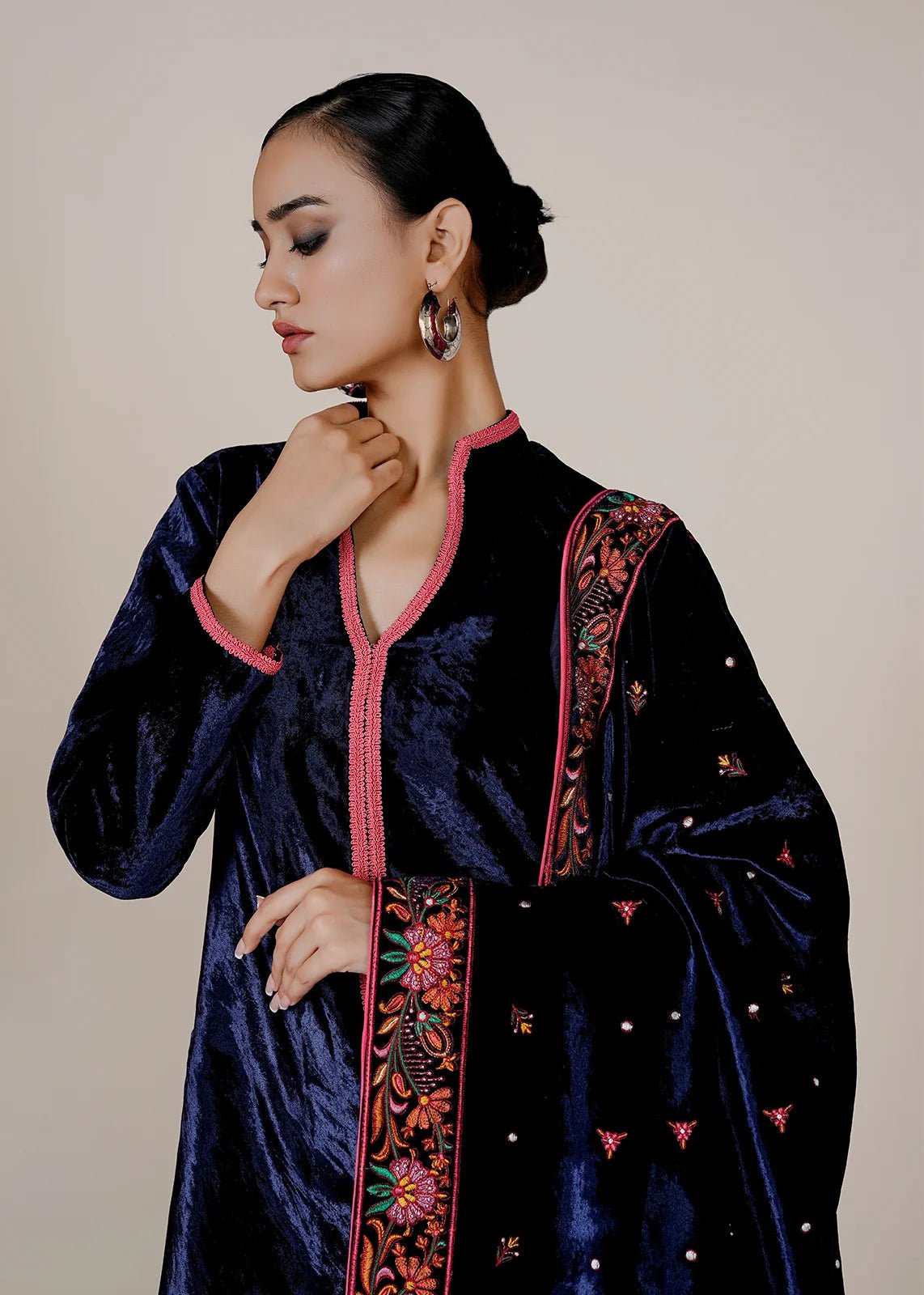 Amayal Blue Velvet Shawl - Rizwan Beyg Design