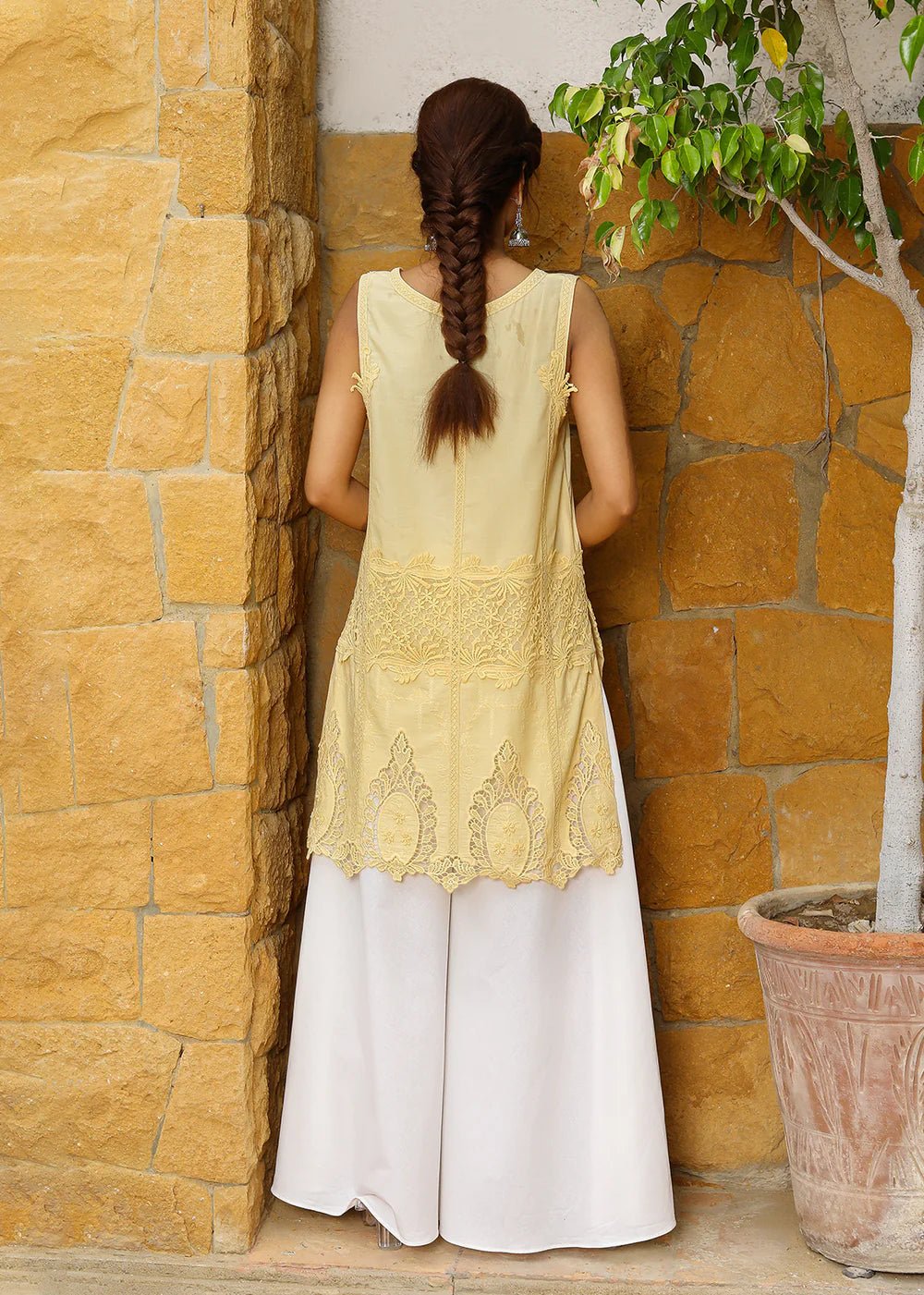 Azka Yellow Sleeveless - Rizwan Beyg Design