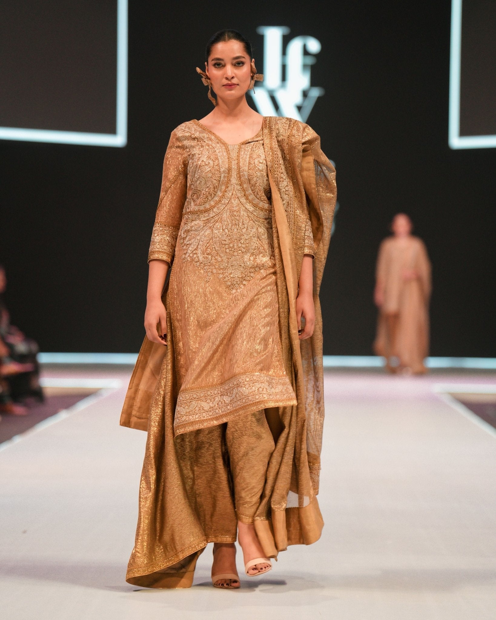 Babylonia Gold - Rizwan Beyg Design