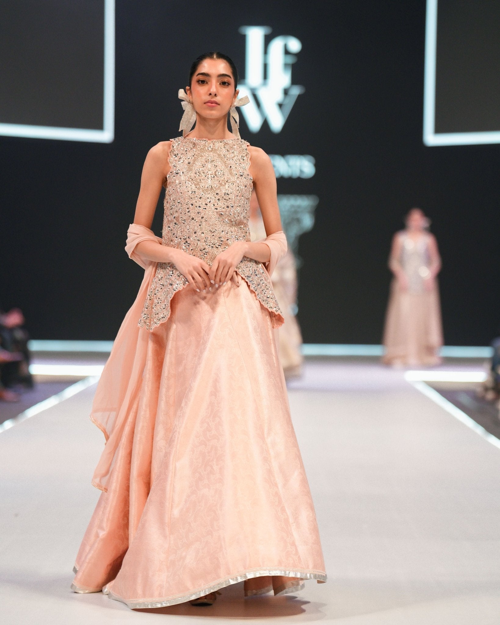 Bella - Rizwan Beyg Design