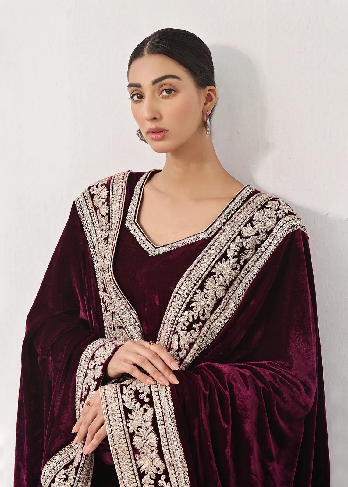 Darbaan Purple Shawl - Rizwan Beyg Design