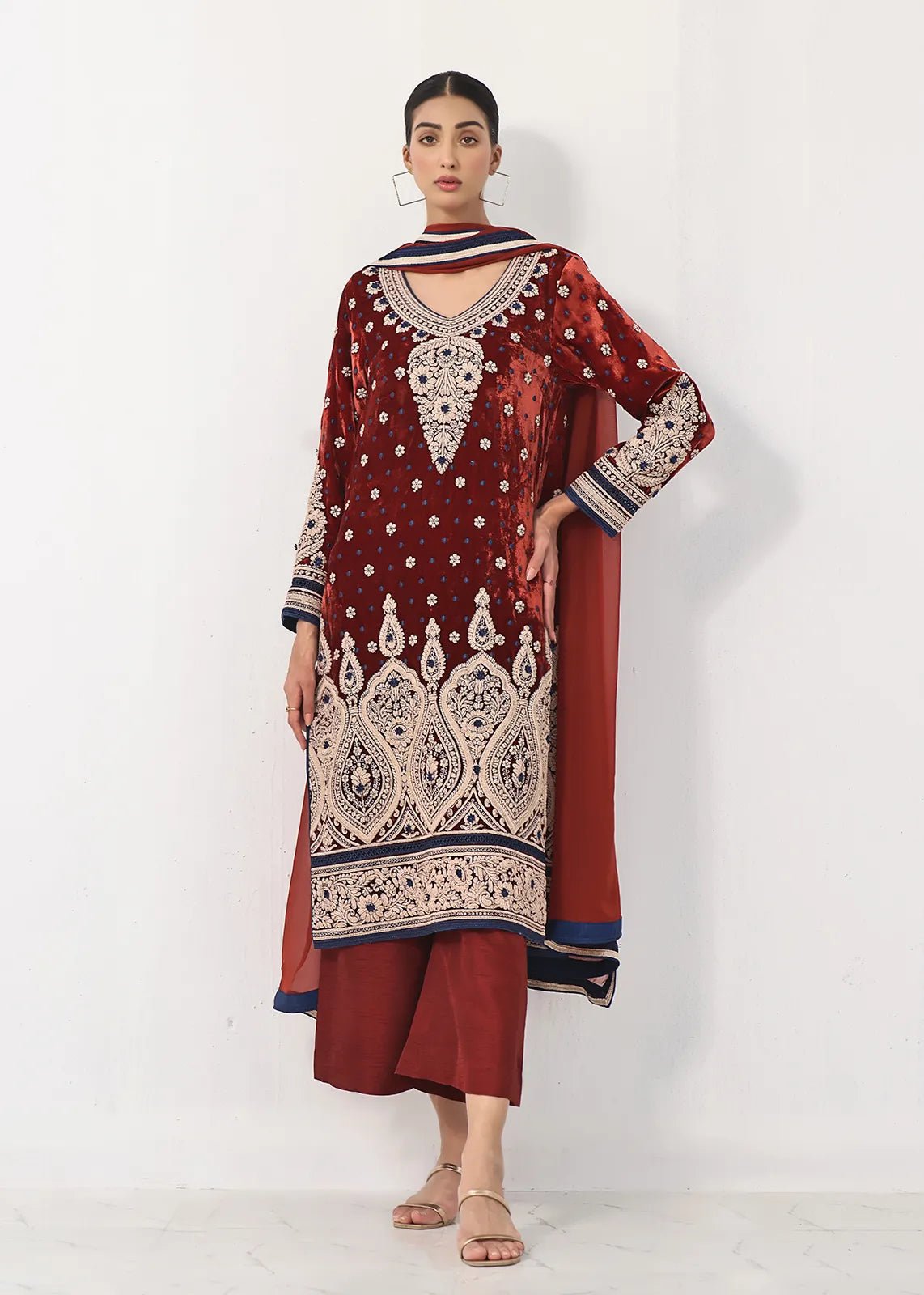 Dilara Maroon - Rizwan Beyg Design