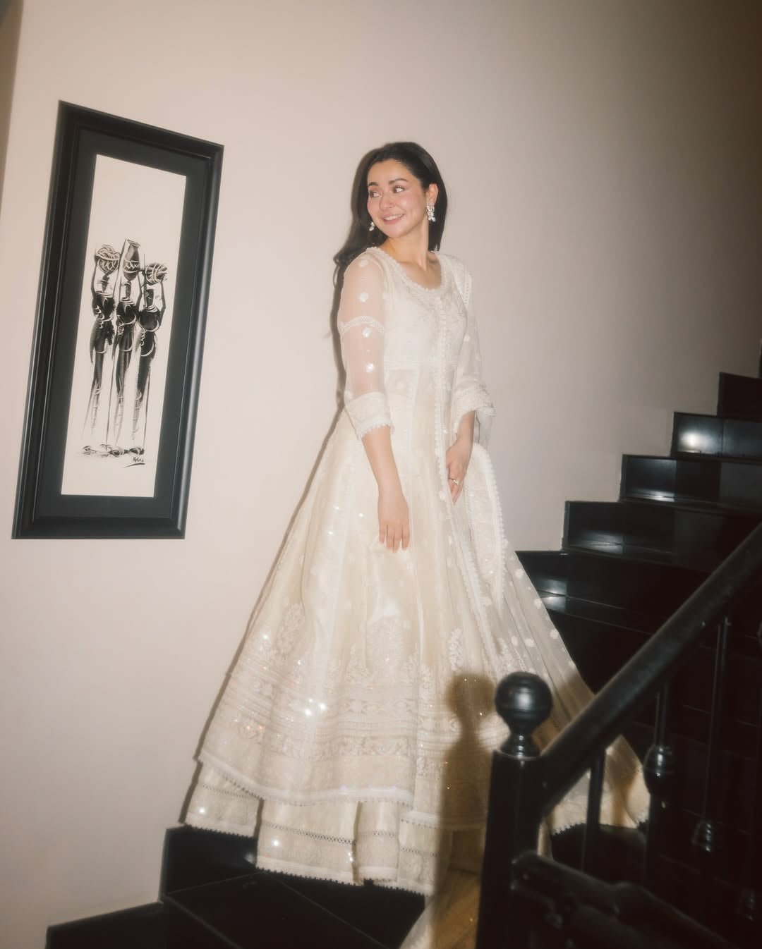 Hania amir - White pishwas - Rizwan Beyg Design