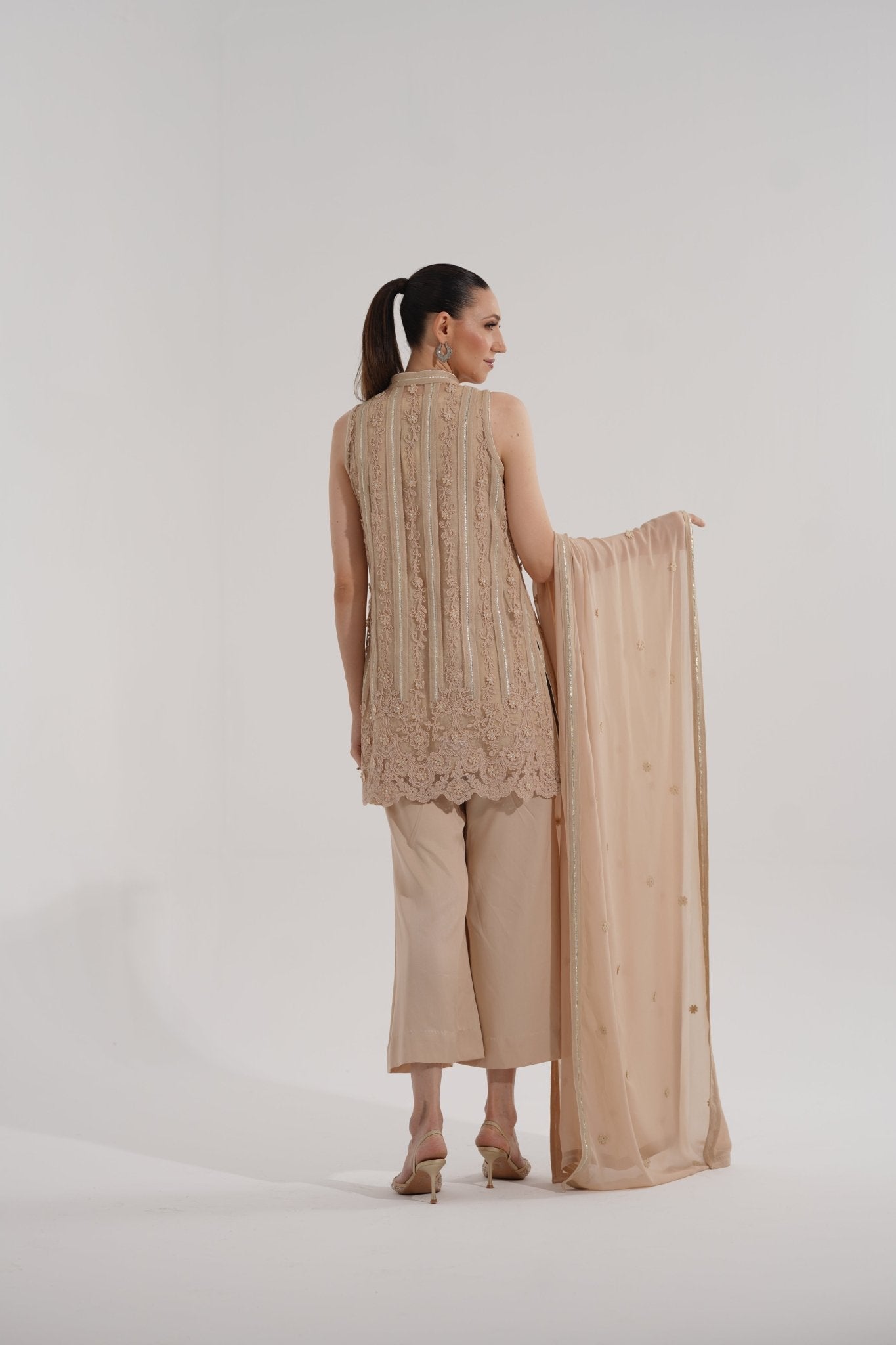 Hazel - Rizwan Beyg Design