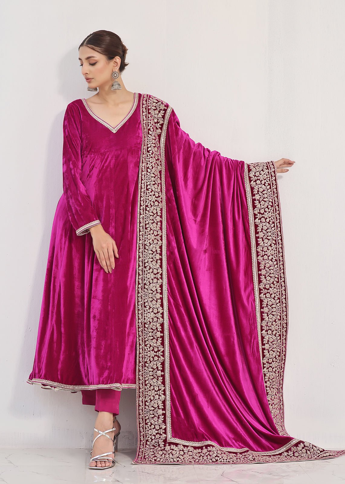 Mishal Magenta Shawl - Rizwan Beyg Design