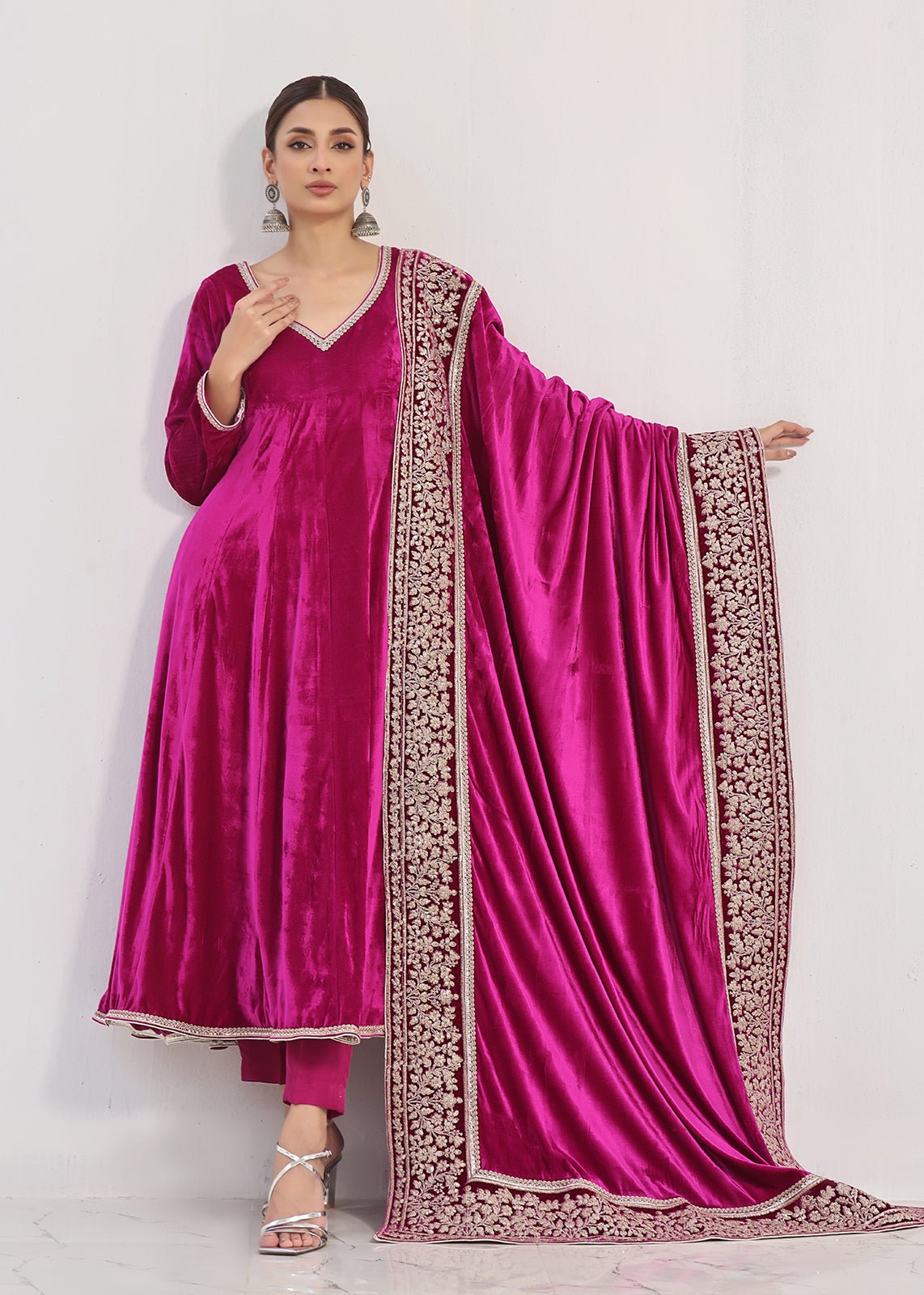 Mishal Magenta Shawl - Rizwan Beyg Design