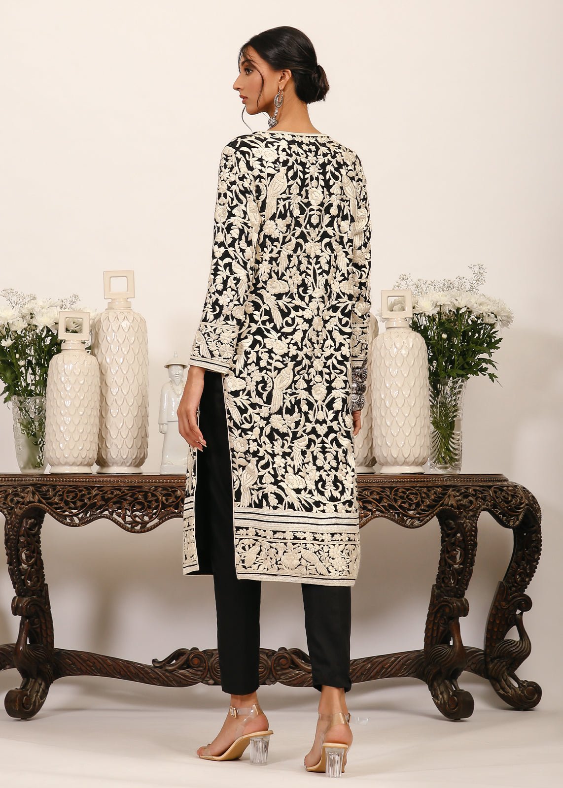 Parsi Gara Shawl - Rizwan Beyg Design