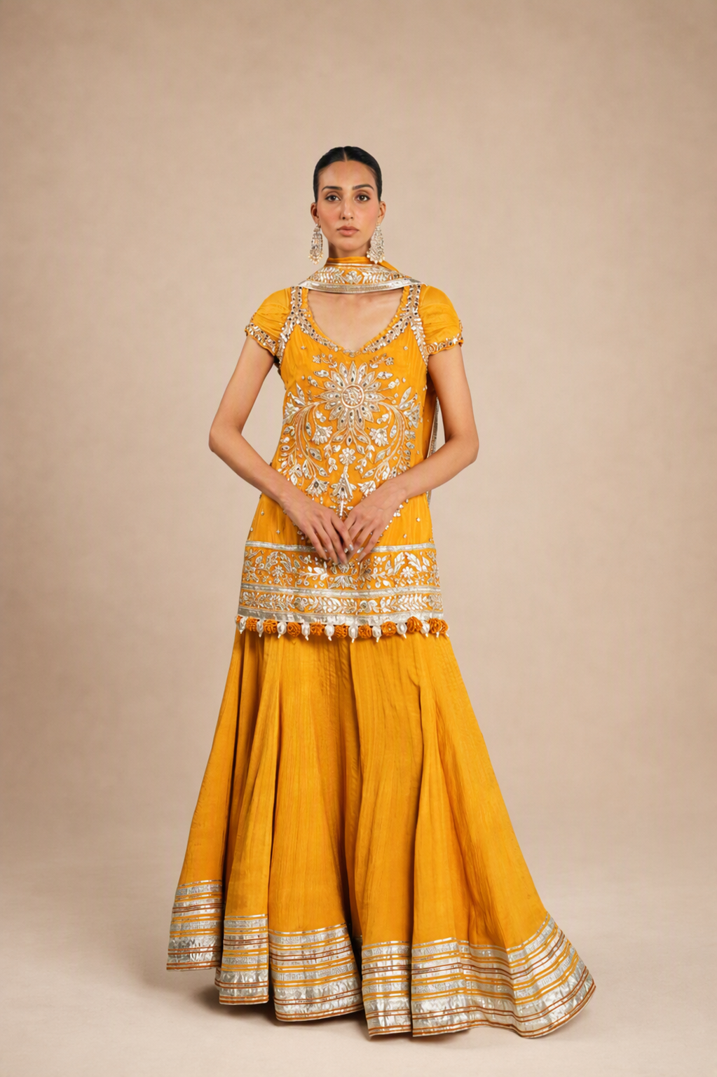 FFE 27 Amira Yellow