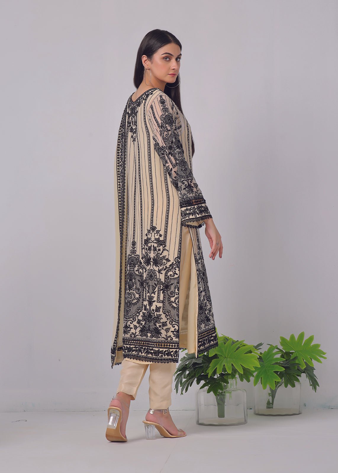 Rahima Black - Rizwan Beyg Design