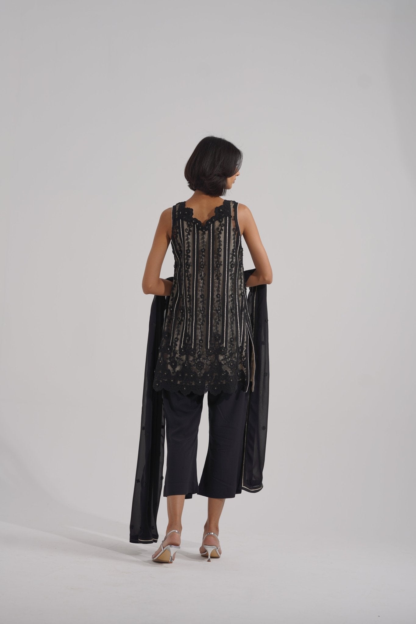 Sateen Sleeveless - Rizwan Beyg Design
