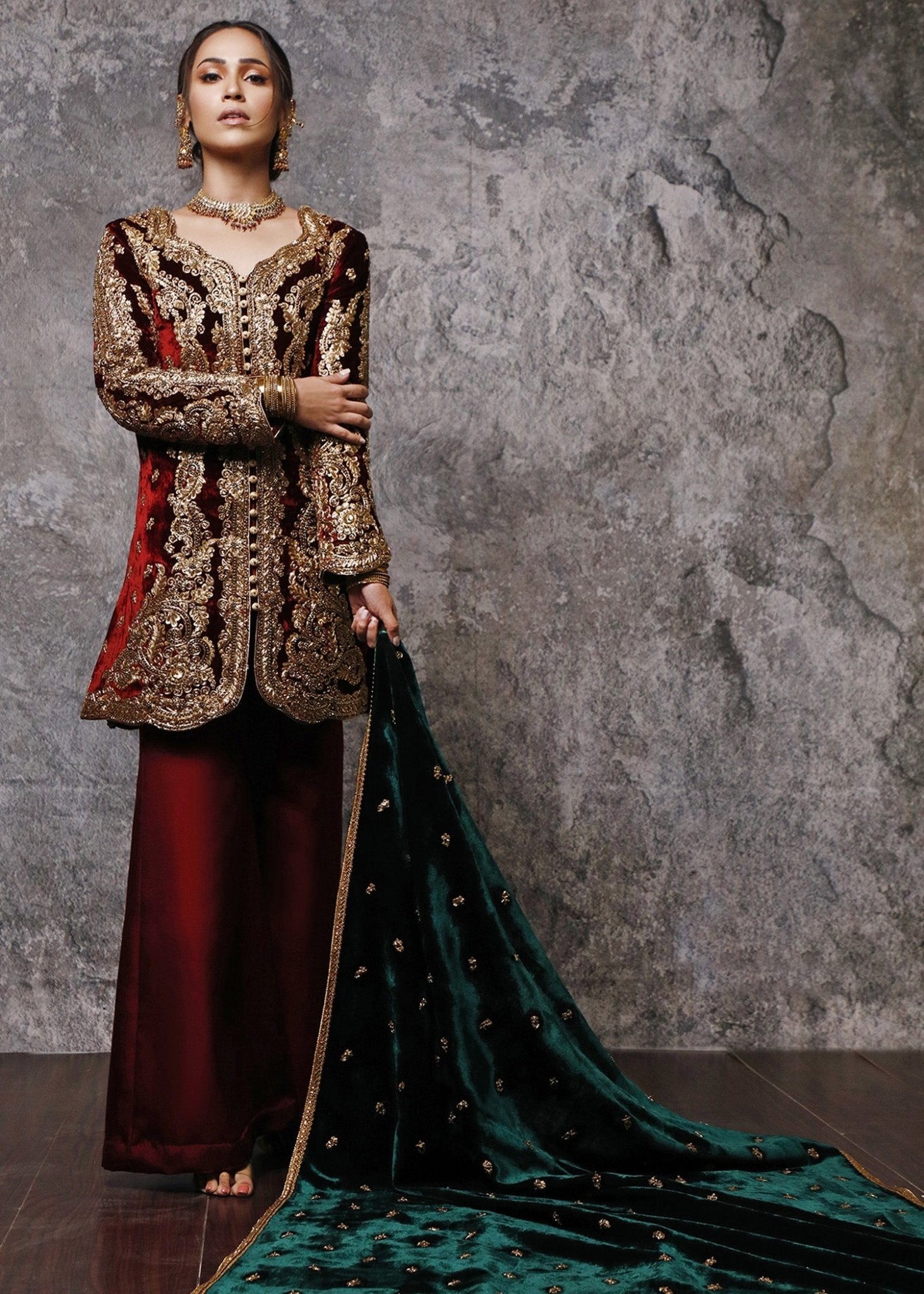 Shahtaj Aree Naqshee & Zardozi Jacket - Rizwan Beyg Design