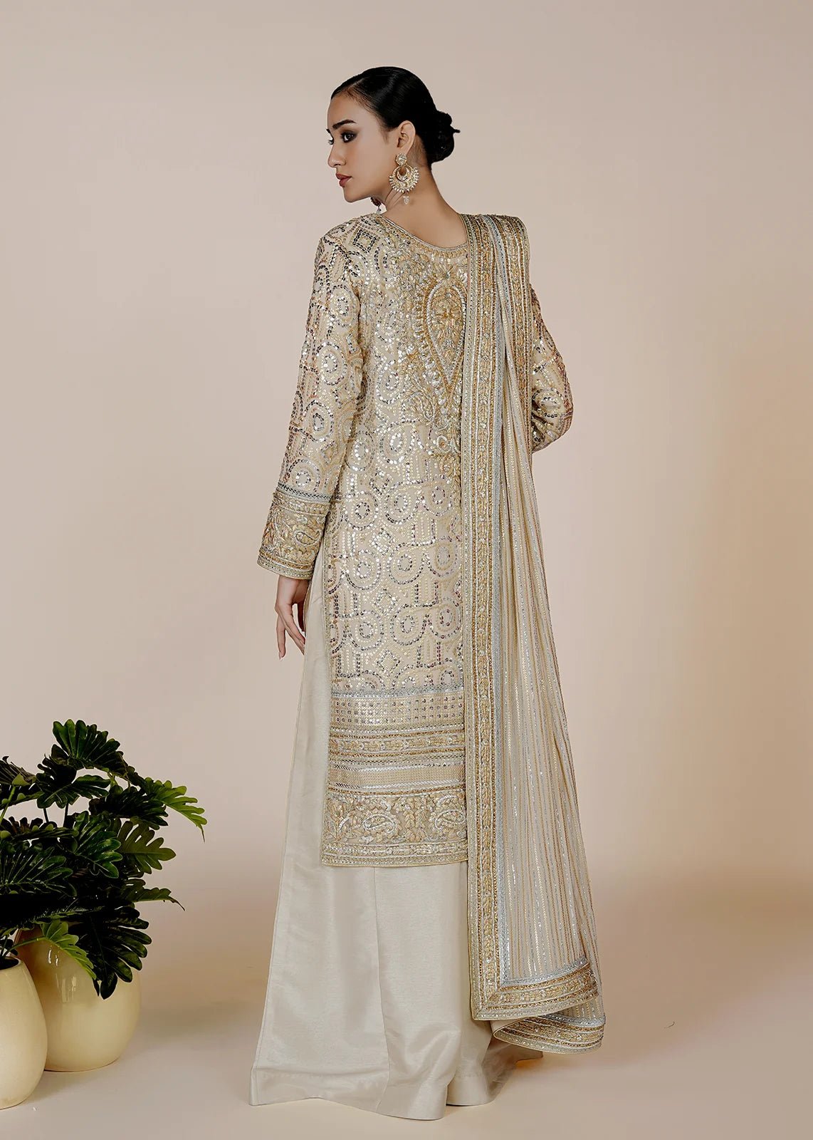 Zarfishan Gold & Silver Ganga jamni - Rizwan Beyg Design