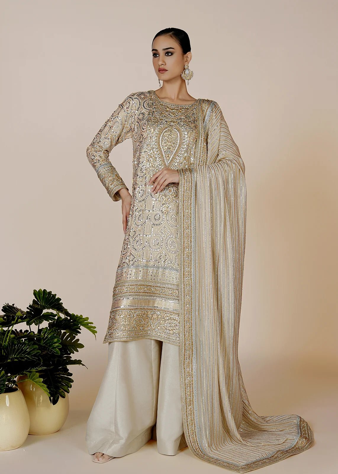 Zarfishan Gold & Silver Ganga jamni - Rizwan Beyg Design