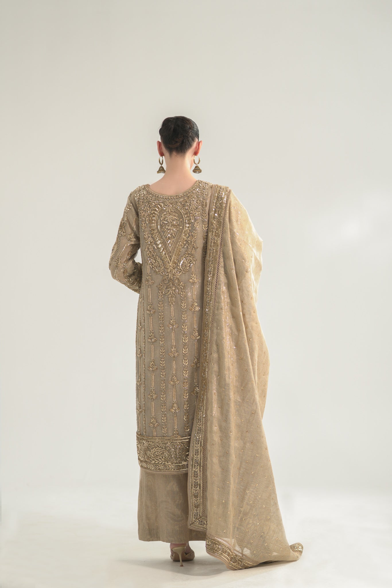 Zarfishan Golden - Rizwan Beyg Design