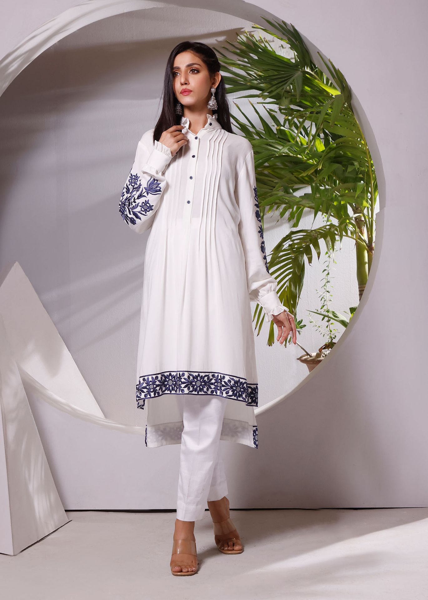 Rizwan Beyg | Boski linen | Summer Spring Collection | Pakistani Pret Wear | Luxury | Defusion | Rizwan Beyg Pret